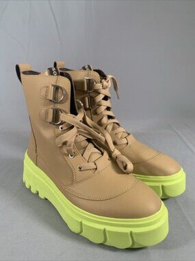 NWOT SOREL Women’s Beige & Yellow Platform Pull-Tab Caribou X Wedge Boots